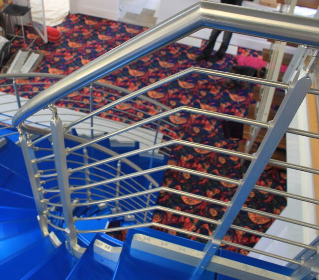 Horizontal Rod Design - Image 10
