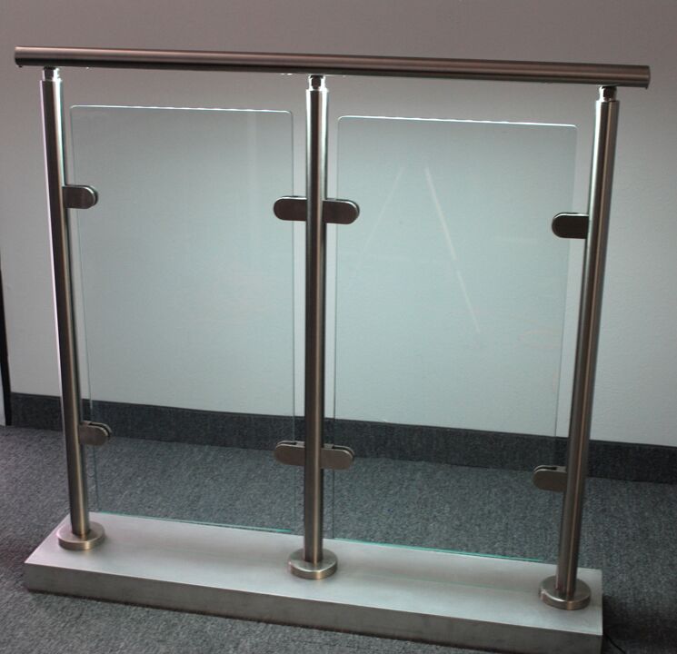 Glass Clamp Fitting Design